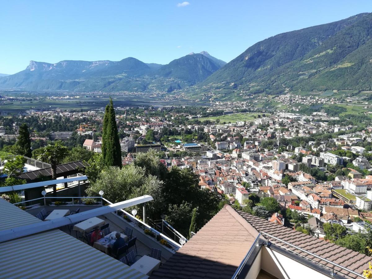 Hotel Bellevue Tirolo Esterno foto
