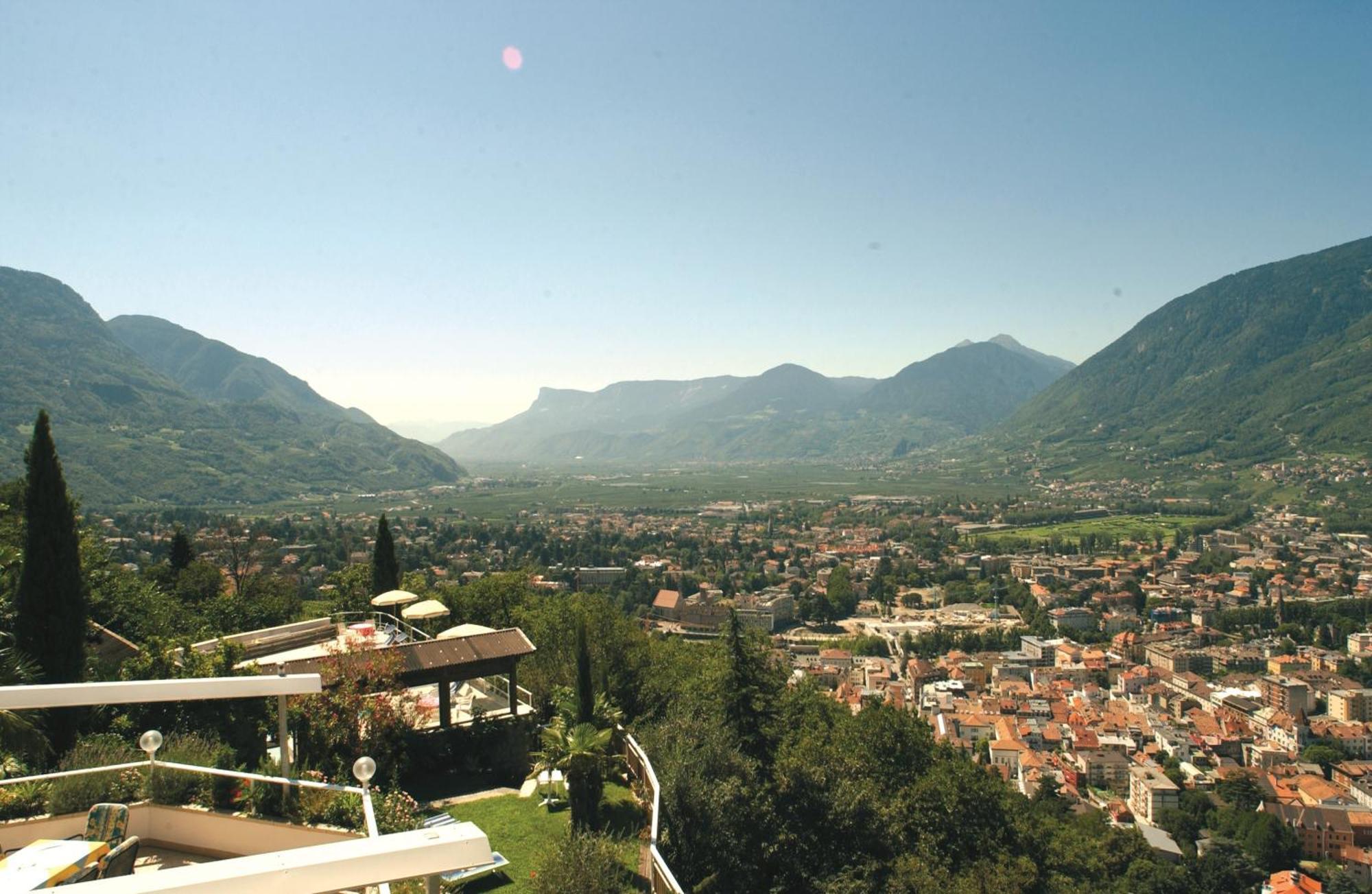 Hotel Bellevue Tirolo Esterno foto
