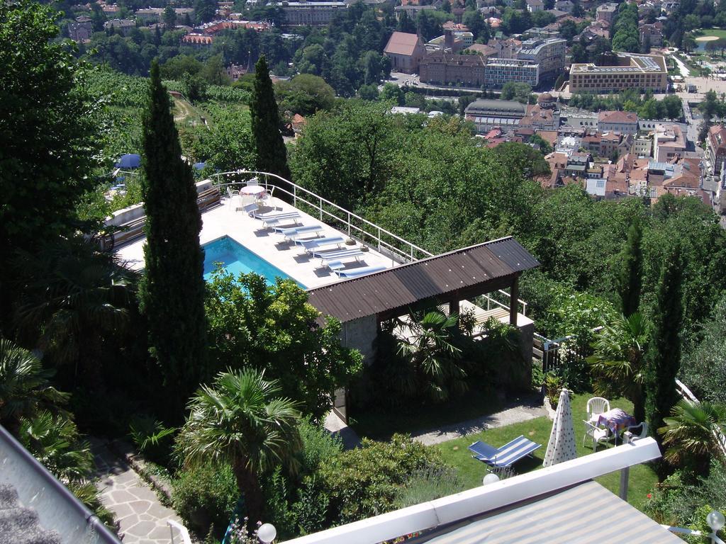 Hotel Bellevue Tirolo Esterno foto